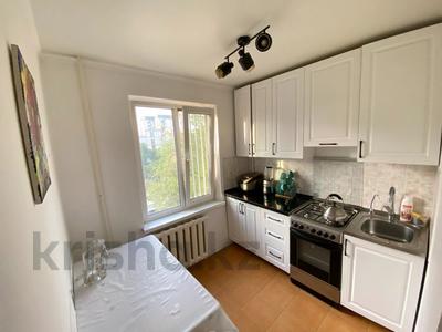 3-комнатная квартира · 64.6 м² · 4/5 этаж, мкр Аксай-3 за 37.5 млн ₸ в Алматы, Ауэзовский р-н