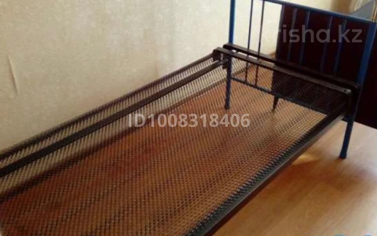 1 комната · 14 м² · 4 этаж, Ауэзова 14 за 145 000 ₸ в Усть-Каменогорске — фото 2