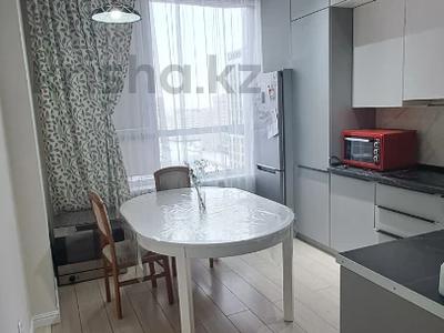 2-комнатная квартира, 60 м², 12/12 этаж, Асфандиярова 8 за 30.5 млн 〒 в Астане, Есильский р-н