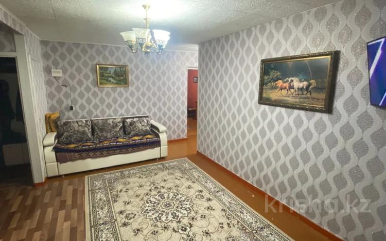 3-комнатная квартира, 56.2 м², 5/5 этаж, Нурмагамбетова 49 за 19.5 млн 〒 в Усть-Каменогорске — фото 2