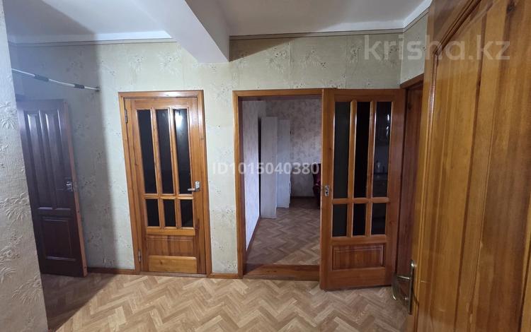 3-комнатная квартира · 75 м² · 4/5 этаж, Алимбетова 45в за 200 000 ₸ в Шымкенте, Аль-Фарабийский р-н — фото 2