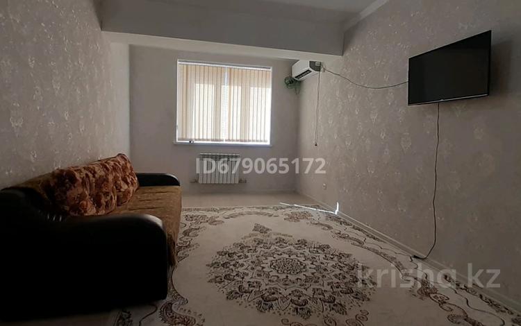 2-комнатная квартира, 57 м², 3/5 этаж, Шнос 1 за 25 млн 〒 в Туркестане — фото 2