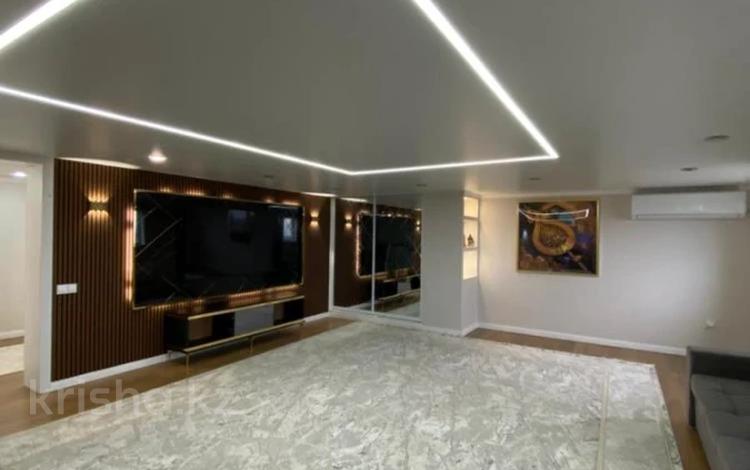 5-бөлмелі пәтер · 205 м² · 9/9 қабат, Ақсай-1А ш/а., бағасы: 81 млн ₸ в Алматы, Ауэзовский р-н — фото 10