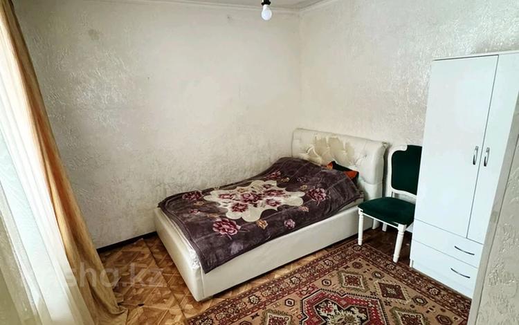 2-комнатный дом помесячно, 41 м², мкр Калкаман-2, Косынова 130