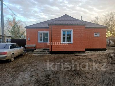 Отдельный дом · 3 комнаты · 120 м² · 15 сот., М.Ауезова 42 — Районная Поликлиника за 42 млн ₸ в Баянауле