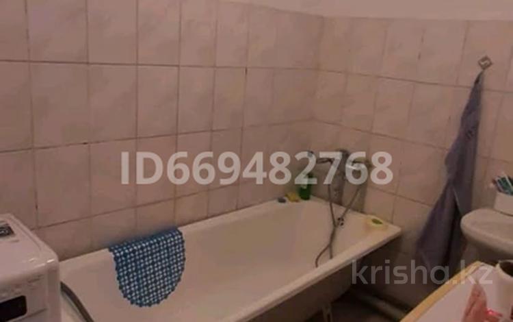 2-комнатная квартира · 92 м² · 3/5 этаж, мкр Нурсат 124 за 150 000 ₸ в Шымкенте, Каратауский р-н — фото 2