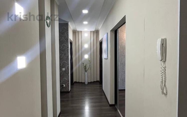 4-бөлмелі пәтер · 88.9 м² · 4/5 қабат, 15-ш/а. 5, бағасы: 30 млн ₸ в Актау, 15-й мкр — фото 2