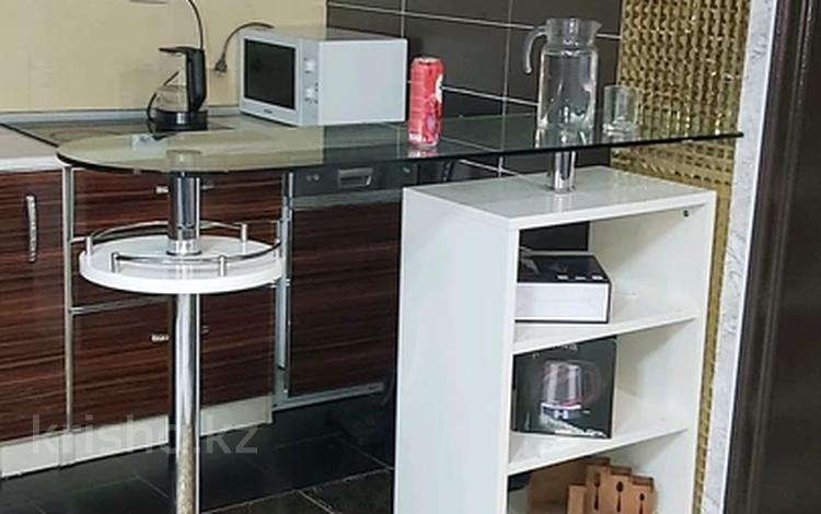 2-бөлмелі пәтер · 75 м² · 11/25 қабат, 15-й мкр 69 — Цон, бағасы: 195 000 ₸ в Актау — фото 4
