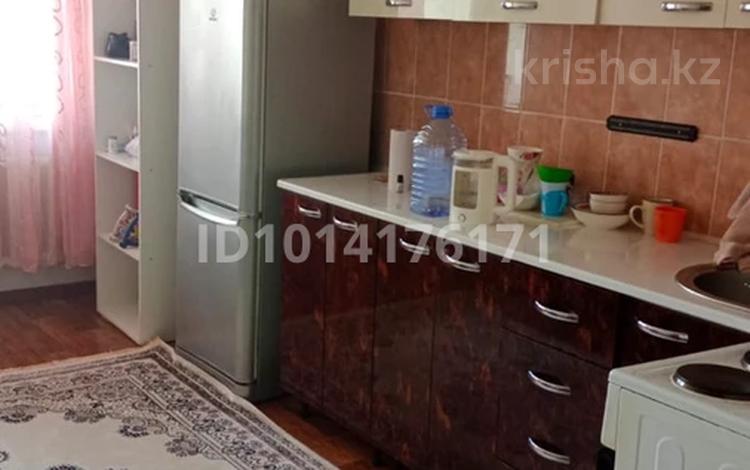 1-комнатная квартира · 67 м² · 11 этаж, мкр Шугыла, Жуалы 20 за 200 000 ₸ в Алматы, Наурызбайский р-н — фото 2