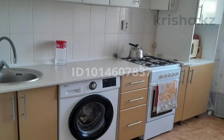 2-комнатная квартира · 57.3 м² · 3/4 этаж, Город Актобе, ж/м Каргалы 1-й микрорайон, 37 37к — 1-й микрорайон, 37к за 18 млн ₸ — фото 2