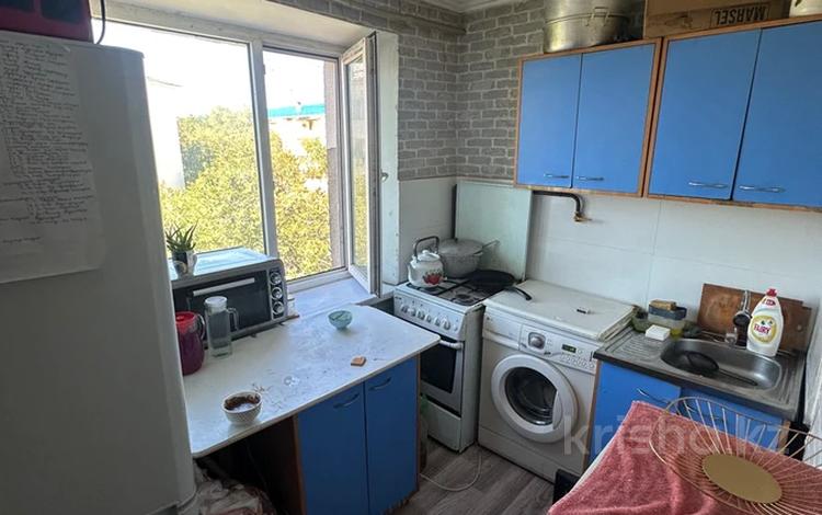 2-бөлмелі пәтер · 45 м² · 4/4 қабат, 1 мкр 8, бағасы: 14.3 млн ₸ в Конаеве — фото 2