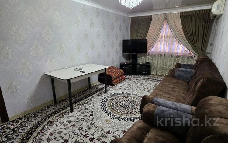3-комнатная квартира · 60 м² · 1/5 этаж, РЕСПУБЛИКА за 170 000 ₸ в Шымкенте, Аль-Фарабийский р-н — фото 2