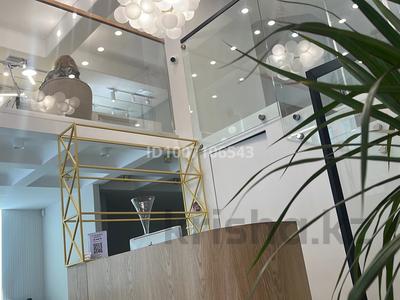 Салоны красоты · 152 м² за 152 млн ₸ в Астане, Нура р-н