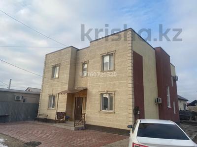 Отдельный дом · 6 комнат · 250 м² · 6 сот., мкр Центральный, Майлина 4 — Быв проезд Чехова за 125 млн ₸ в Атырау