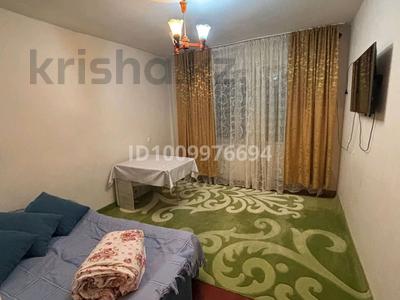 1-комнатная квартира · 50 м² · 3/5 этаж, мкр Астана, Рысбек батыра за 7 000 〒 в Таразе