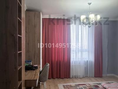 3-комнатная квартира · 80 м² · 15/17 этаж, Варламова 27d за 550 000 ₸ в Алматы, Алмалинский р-н
