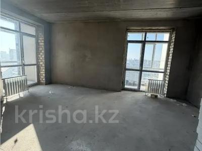 3-бөлмелі пәтер · 74.1 м² · 7/8 қабат, Муканова, бағасы: 28 млн ₸ в Караганде, Казыбек би р-н