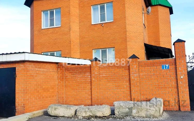 Отдельный дом · 6 комнат · 351 м² · 11 сот., Советская 17 — Областная детская больница за 80 млн ₸ в Петропавловске — фото 2