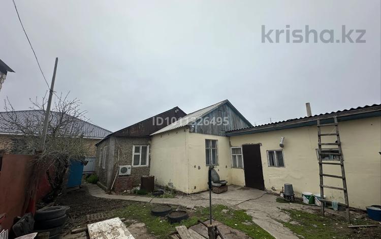 Отдельный дом · 3 комнаты · 61.6 м² · 3 сот., 8 марта 95 — Район остановки Кирова за 20 млн ₸ в Уральске — фото 2