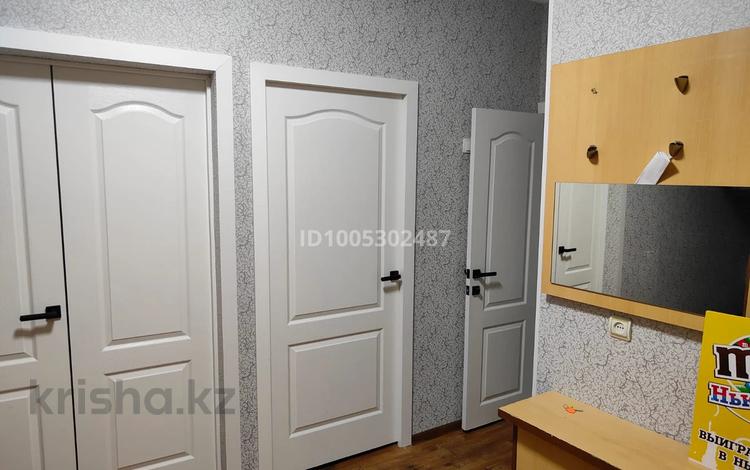3-бөлмелі пәтер · 56 м² · 3/5 қабат, Рыспек батыра 6А, бағасы: 26 млн ₸ в Таразе — фото 2