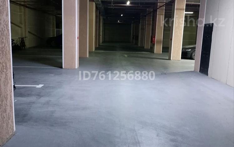 Паркинг · 20 м² · 17-й мкр 23, бағасы: 20 000 ₸ в Актау — фото 2