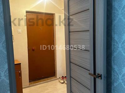1-бөлмелі пәтер · 42 м² · 1/5 қабат, 4 ш/а, бағасы: 120 000 ₸ в Уральске, мкр 4
