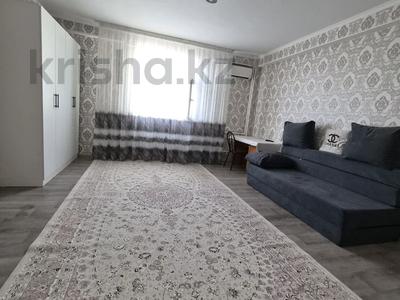 1-комнатная квартира · 47 м² · 4/5 этаж, мкр Нурсат 170 за 10 000 ₸ в Шымкенте, Каратауский р-н