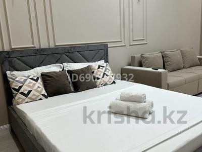 1-комнатная квартира · 45 м² · 8/21 этаж, Кабанбай батыра 29 за 10 000 〒 в Астане, Есильский р-н