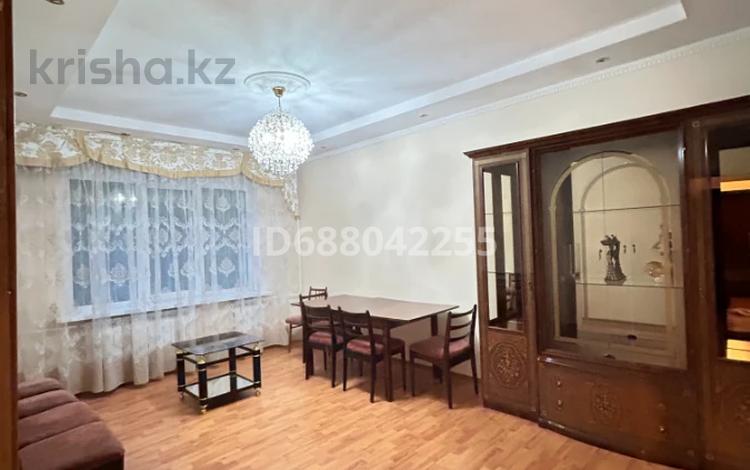 3-бөлмелі пәтер · 70 м² · 1/9 қабат, мкр Жетысу-1 15, бағасы: 350 000 ₸ в Алматы, Ауэзовский р-н — фото 2