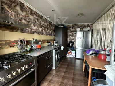 4-комнатная квартира · 97.1 м² · 9/10 этаж, мкр Новый Город, Нуркен Абдирова 25 — Нуркен Абдирова за 37.7 млн 〒 в Караганде, Казыбек би р-н