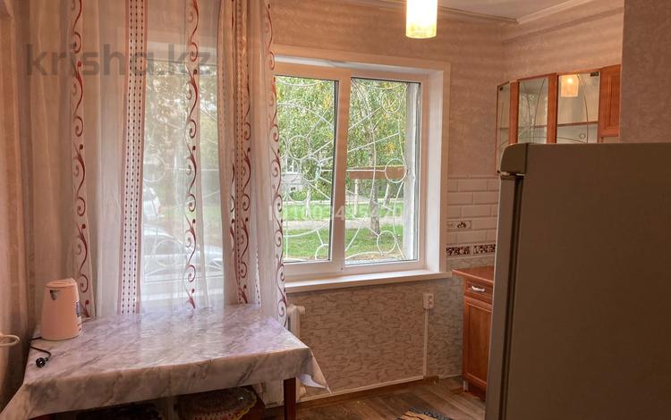 1-бөлмелі пәтер · 34 м² · 1/6 қабат, Бульвар Гагарина 32, бағасы: 130 000 〒 в Усть-Каменогорске, Ульбинский — фото 2