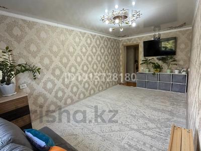2-бөлмелі пәтер · 56 м² · 4/5 қабат, 1 мкр Нышанова 6 — Поликлиника Талғат, Областной перинатальный центр № 3, Туркестанская городская поликлиника № 3, бағасы: 12 млн ₸