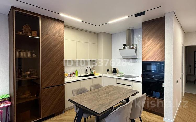 2-комнатная квартира · 68 м² · 3/3 этаж, мкр Городской Аэропорт, Гудермесская 104\5 за 39 млн ₸ в Караганде, Казыбек би р-н — фото 2