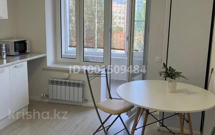 1-комнатная квартира · 40 м² · 3/8 этаж, Жошы Хан 6 — Улы-Дала Жошы хана за 195 000 ₸ в Астане, Есильский р-н — фото 2
