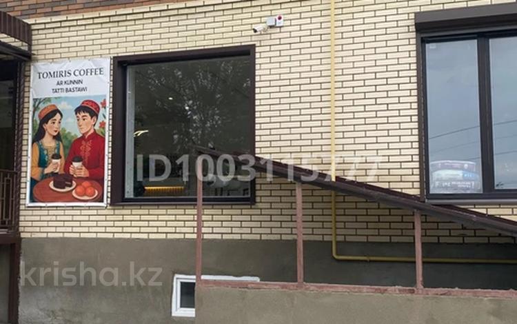 Еркін, кеңселер, дүкендер мен бутиктер, қоймалар, қоғамдық тамақтану орны, сұлулық салондары, медорталықтар мен дәріханалар, білім орталықтары, ойын-сауық · 248 м², бағасы: 14 млн ₸ в Аксае — фото 2