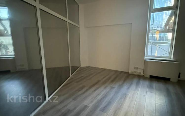 Офисы · 25 м² за 375 000 ₸ в Алматы, Медеуский р-н — фото 2