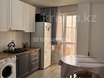 Пәтерлер в Акмолинской обл.: 1-бөлмелі пәтер · 44 м² · 6/10 қабат, Мкр Сары-Арка 13А — Сарыарка, бағасы: 17.3 млн 〒 1-бөлмелі пәтер · 44 м² · 6/10 қабат, Мкр Сары-Арка 13А — Сарыарка, бағасы: 17.3 млн 〒 в Кокшетау