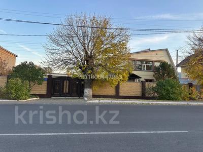Отдельный дом · 8 комнат · 300 м² · 7.2 сот., Колбасшы Койгелды 95 — Кошек Батыра за 100 млн 〒 в Таразе