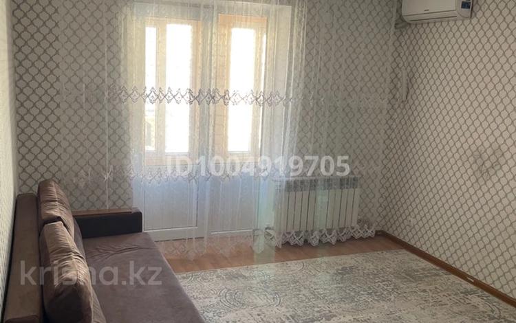 2-бөлмелі пәтер · 64 м² · 3/12 қабат, 11 улица 18 — Дом кафе “Каусар”, возле кафе “Балкон” и Рамада, бағасы: 150 000 ₸ в Туркестане — фото 2