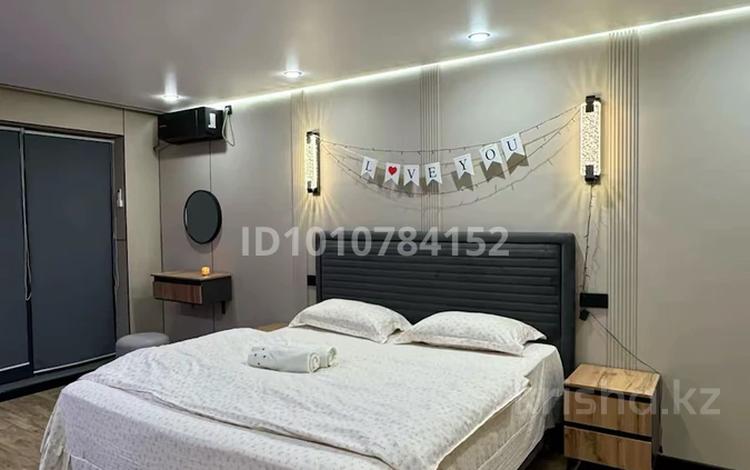1-бөлмелі пәтер · 30 м² · 3/5 қабат, Есенова, бағасы: 3 500 ₸ в  — фото 2