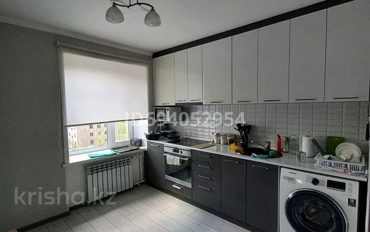 3-бөлмелі пәтер · 80.8 м² · 4/6 қабат, 68-й квартал 11, бағасы: 27.5 млн ₸ в Темиртау — фото 2