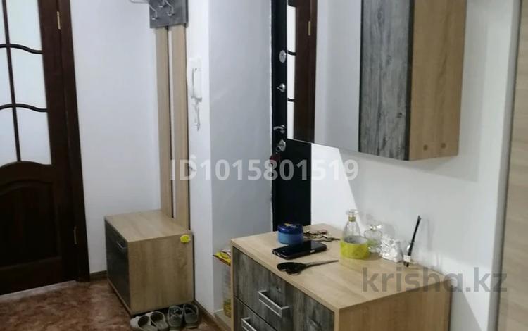 2-бөлмелі пәтер · 58 м² · 6/9 қабат, жилой массив Есет Батыр 2 мкр. 18 в — ул. З.Кабдолова - ул. Бопай ханым, бағасы: 17.8 млн ₸ в Актобе — фото 2