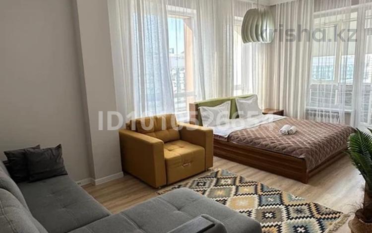2-комнатная квартира · 65 м² · 4/7 этаж, Кабанбай батыра 60 за 25 000 ₸ в Астане, Есильский р-н — фото 4