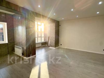 2-комнатная квартира · 85 м² · 5/5 этаж, мкр. Алтын орда, Саздинское лесничество 228/58 — ЖК АКТОБЕ ТАУЕРС-2 по Г. Жубанова за 30 млн ₸ в Актобе