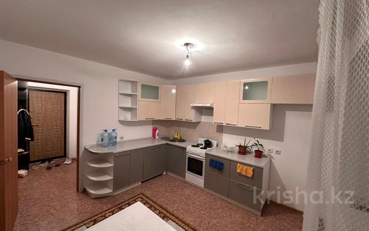 1-комнатная квартира, 46 м² помесячно, Азербаева 6 за 150 000 〒 в Астане, Алматы р-н — фото 2