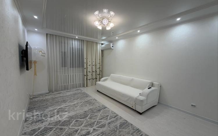 3-бөлмелі пәтер · 88.6 м² · 3/17 қабат, Кудайбердыулы 33, бағасы: 48 млн ₸ в Астане — фото 2