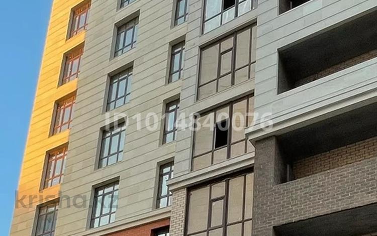 2-бөлмелі пәтер · 64 м² · 9/12 қабат, Улица А 52, 8 8, бағасы: 35 млн ₸ в Астане, Сарайшык р-н — фото 2