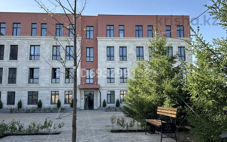 3-комнатная квартира, 109.2 м², 2/4 этаж, Жамбыла 156/2