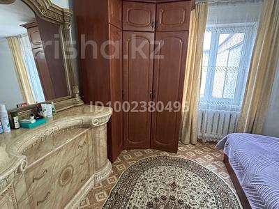Часть дома · 3 комнаты · 100 м² · 4 сот., 3-линия 3 — Атамекен ресторанының артында за 10 млн 〒 в Семее