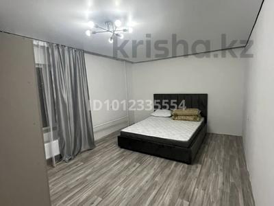 1-бөлмелі пәтер · 30 м² · 1/2 қабат, Жанаульская 28 — 2 этажный Котедж, сдаются комнаты благоустроенные, бағасы: 7 000 ₸ в Новоишимском